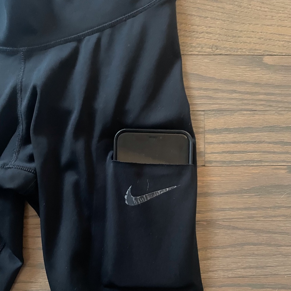 Nike DriFit Leggings, Size XS - Picture 2 of 6